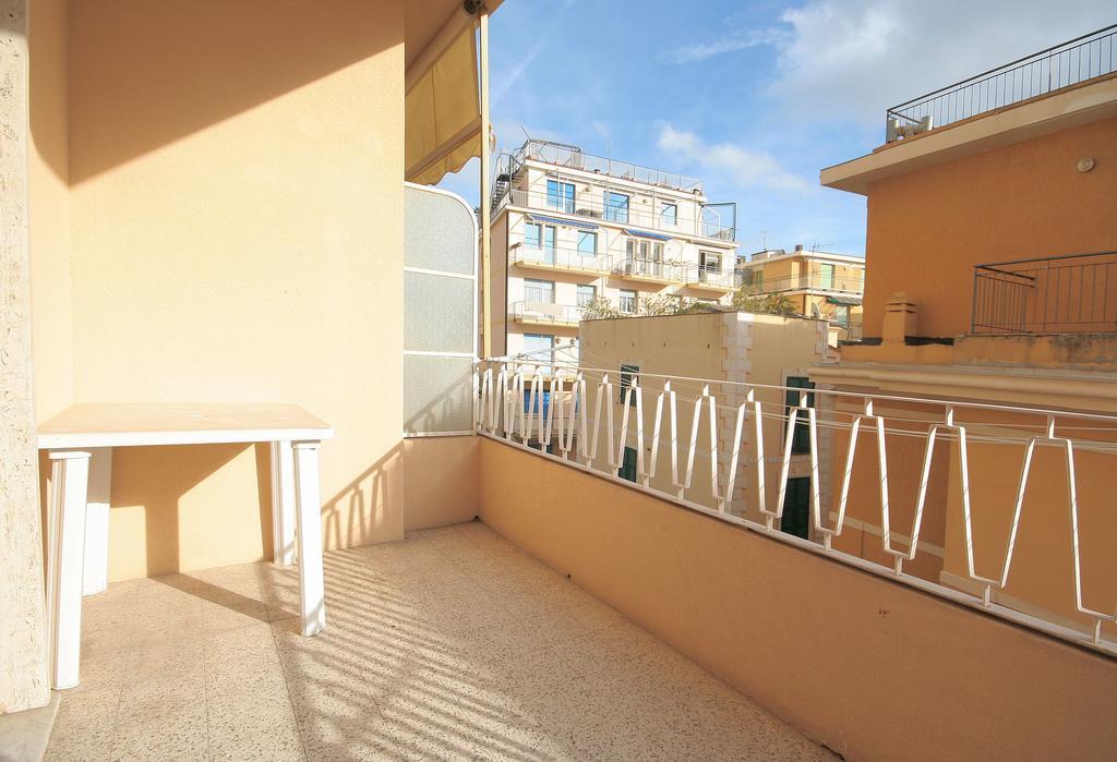 Top Relax Apartment Alassio Bagian luar foto